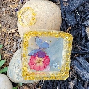 Floral and Gold Resin Ash/Jewelry Tray with Snuffer